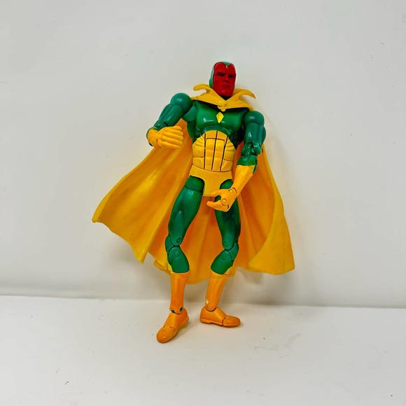 Marvel Vision Action Figure 6” Toy Biz 2003 Rubber Cape - Picture 1 of 7
